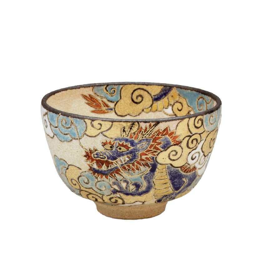 茶道具 抹茶茶碗（まっちゃちゃわん） 色絵 雲龍 茶碗 中村 源水 干支 辰（たつ、タツ、龍、竜） 抹茶茶碗は茶の湯文化である表千家・裏千家の茶道具や抹茶を専門に扱う千紀園（せんきえん）が通販で販売しています。茶会また初心者向けのお稽古用にご利用いただける抹茶碗です。贈り物・ギフトにも人気です。