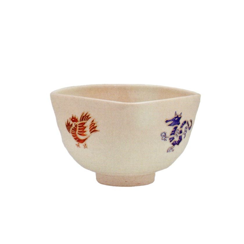 茶道具 抹茶茶碗（まっちゃちゃわん） 四方 四神 茶碗 前田 瑞雲 干支 辰（たつ、タツ、龍、竜） 抹茶茶碗は茶の湯文化である表千家・裏千家の茶道具や抹茶を専門に扱う千紀園（せんきえん）が通販で販売しています。茶会また初心者向けのお稽古用にご利用いただける抹茶碗です。贈り物・ギフトにも人気です。