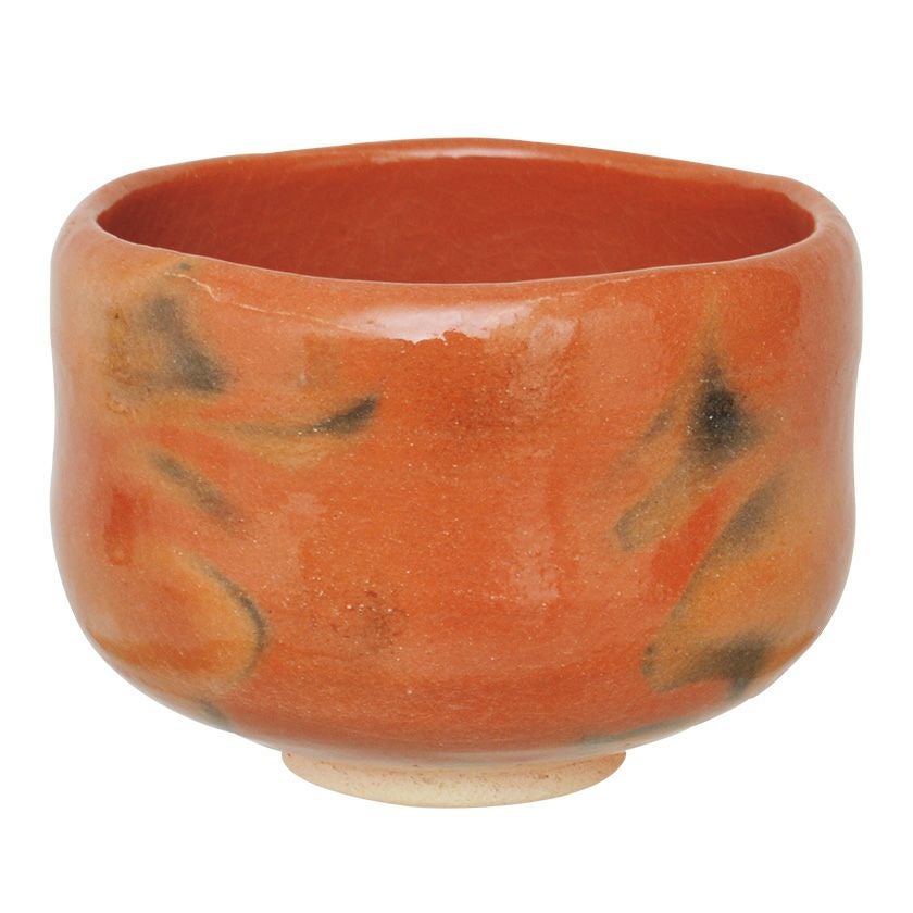 茶道具 楽茶碗（らくちゃわん） 茶碗 赤楽 銘 「和」 松濤泰宏師御箱書 七楽 歌会始 勅題 御題「和」 抹茶茶碗は茶の湯文化である表千家・裏千家の茶道具や抹茶を専門に扱う千紀園（せんきえん）が通販で販売しています。茶会また初心者向けのお稽古用にご利用いただける抹茶碗です。贈り物・ギフトにも人気です。