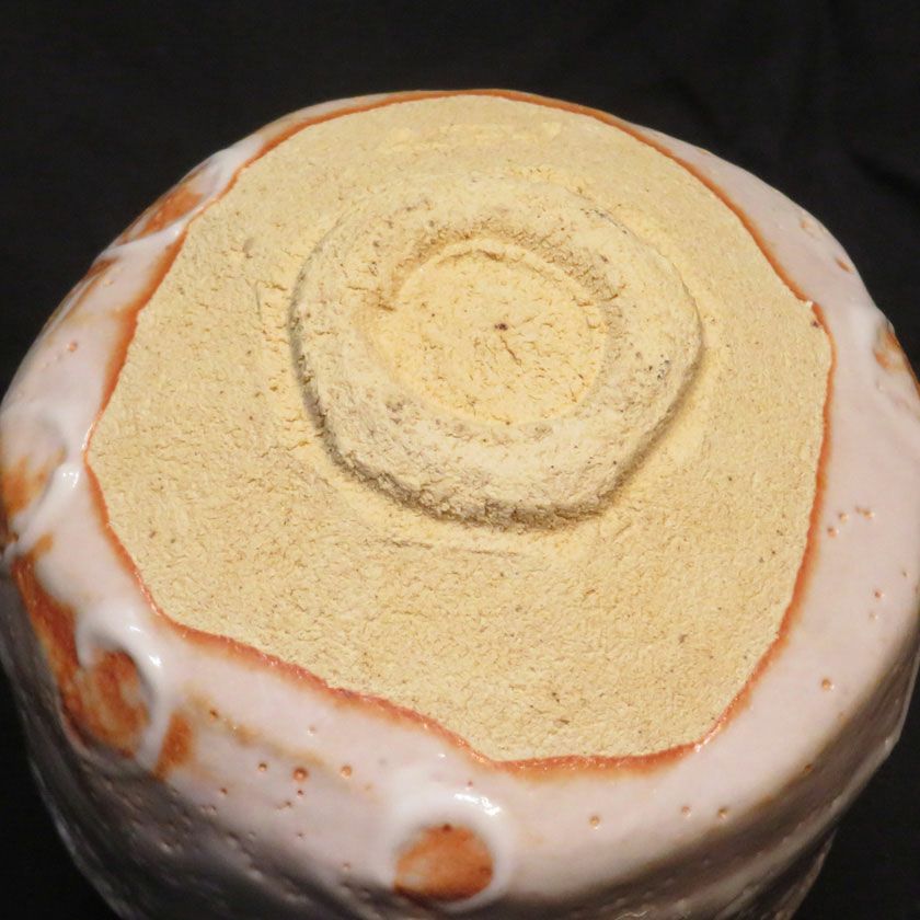 茶道具 抹茶茶碗（まっちゃちゃわん） 志野 茶碗 信楽焼 灰塚窯 木戸 貞昭 抹茶茶碗は茶の湯文化である表千家・裏千家の茶道具や抹茶を専門に扱う千紀園（せんきえん）が通販で販売しています。茶会また初心者向けのお稽古用にご利用いただける抹茶碗です。贈り物・ギフトにも人気です。