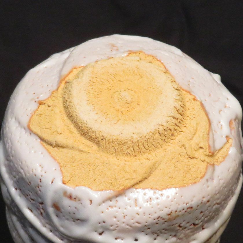 茶道具 抹茶茶碗（まっちゃちゃわん） 絵志野 茶碗 信楽焼 灰塚窯 木戸 貞昭 抹茶茶碗は茶の湯文化である表千家・裏千家の茶道具や抹茶を専門に扱う千紀園（せんきえん）が通販で販売しています。茶会また初心者向けのお稽古用にご利用いただける抹茶碗です。贈り物・ギフトにも人気です。