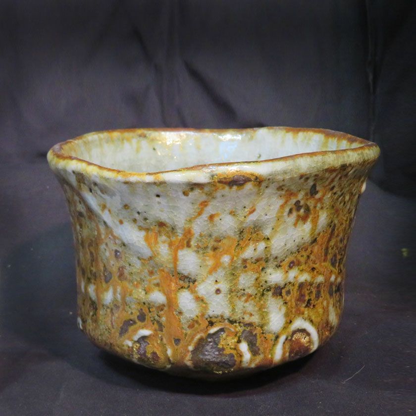 木戸貞昭／穴窯志野茶碗／A87 茶道具 筒茶碗（つつちゃわん） 土灰志野 筒茶碗 信楽焼 灰塚窯 木戸