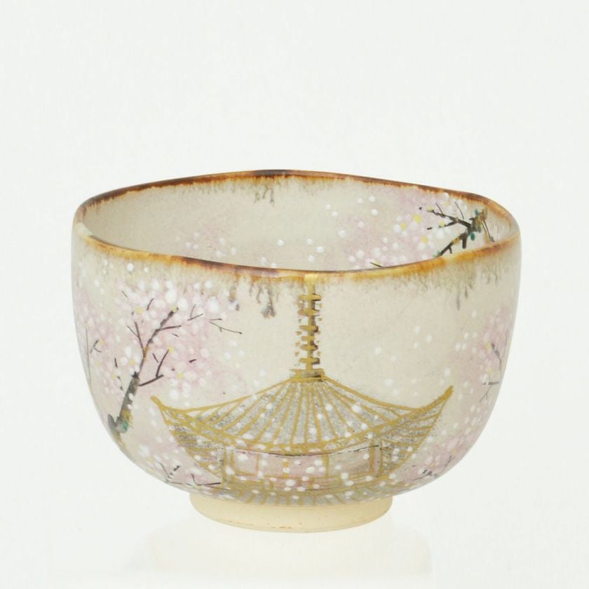 茶道具 抹茶茶碗（まっちゃちゃわん） 茶碗 乾山 仁和寺に舞う桜 森下 秋彩 抹茶茶碗は茶の湯文化である表千家・裏千家の茶道具や抹茶を専門に扱う千紀園（せんきえん）が通販で販売しています。茶会また初心者向けのお稽古用にご利用いただける抹茶碗です。贈り物・ギフトにも人気です。