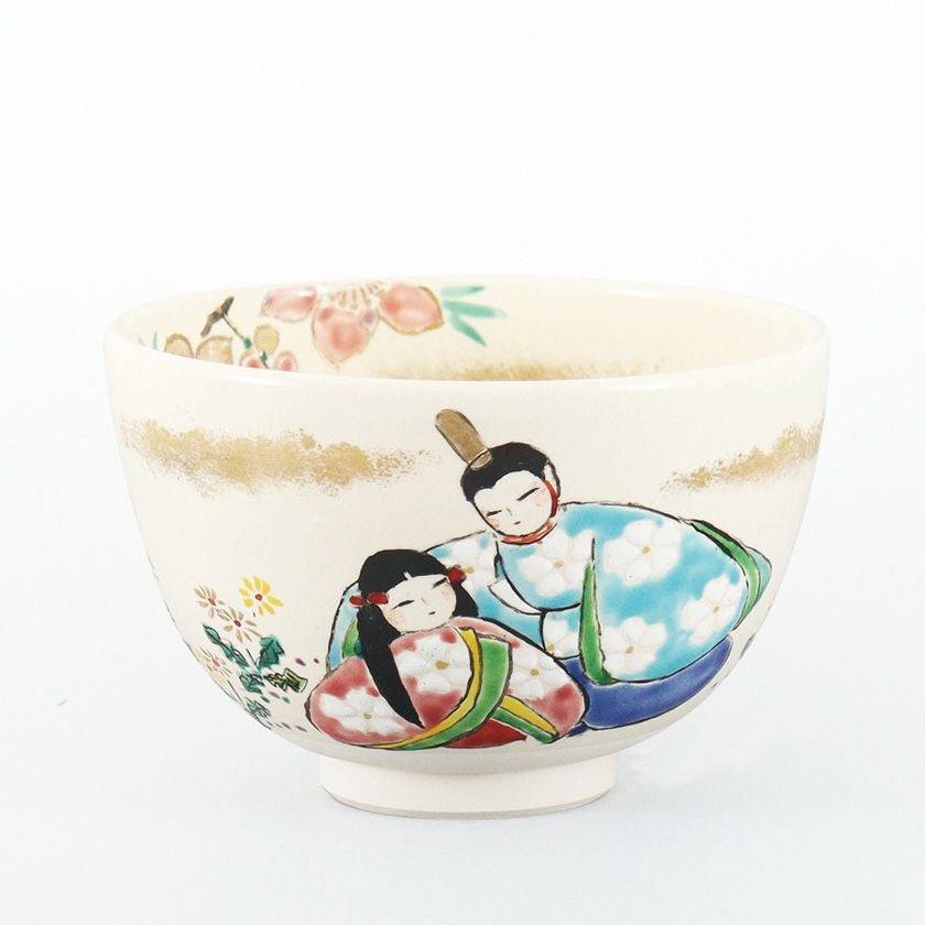 茶道具 抹茶茶碗（まっちゃちゃわん） 茶碗 色絵 よりそい雛 川上 真琴 ひな祭り 雛祭り 桃の節句 上巳の節句 抹茶茶碗は茶の湯文化である表千家・裏千家の茶道具や抹茶を専門に扱う千紀園（せんきえん）が通販で販売しています。茶会また初心者向けのお稽古用にご利用いただける抹茶碗です。贈り物・ギフトにも人気です。