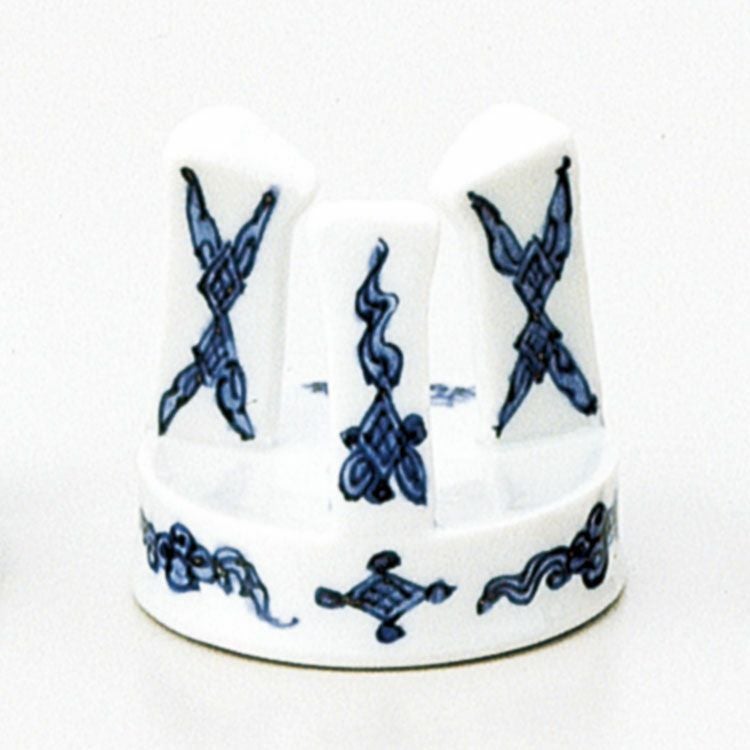 Ｗ２８６　蓋置　『染付　筍』『高野昭阿弥 造』　共箱　茶道具 茶道具 蓋置（ふたおき） 蓋置 染付 五徳 高野 昭阿弥