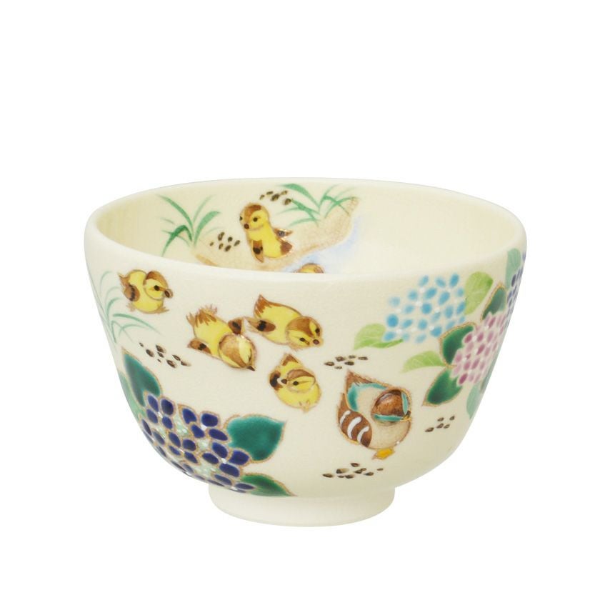 茶道具 抹茶茶碗（まっちゃちゃわん） 茶碗 仁清 かるがも親子（◯付） 小手鞠窯 抹茶茶碗は茶の湯文化である表千家・裏千家の茶道具や抹茶を専門に扱う千紀園（せんきえん）が通販で販売しています。茶会また初心者向けのお稽古用にご利用いただける抹茶碗です。贈り物・ギフトにも人気です。