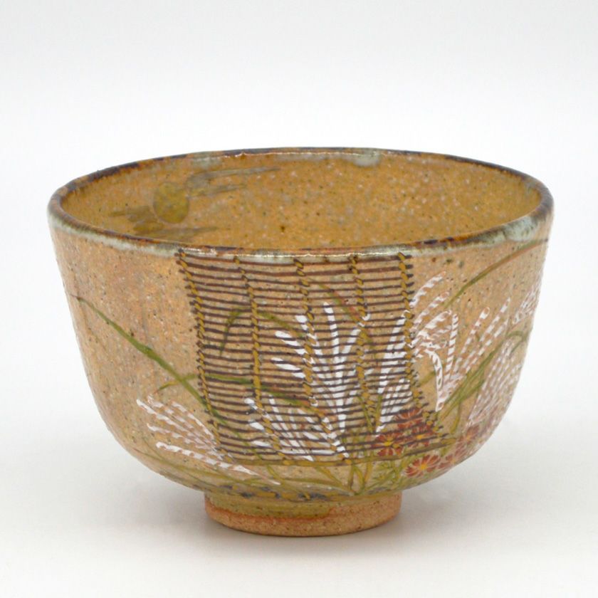 茶道具 抹茶茶碗（まっちゃちゃわん） 茶碗 灰釉　すだれに秋桜 中村 良二 抹茶茶碗は茶の湯文化である表千家・裏千家の茶道具や抹茶を専門に扱う千紀園（せんきえん）が通販で販売しています。茶会また初心者向けのお稽古用にご利用いただける抹茶碗です。贈り物・ギフトにも人気です。