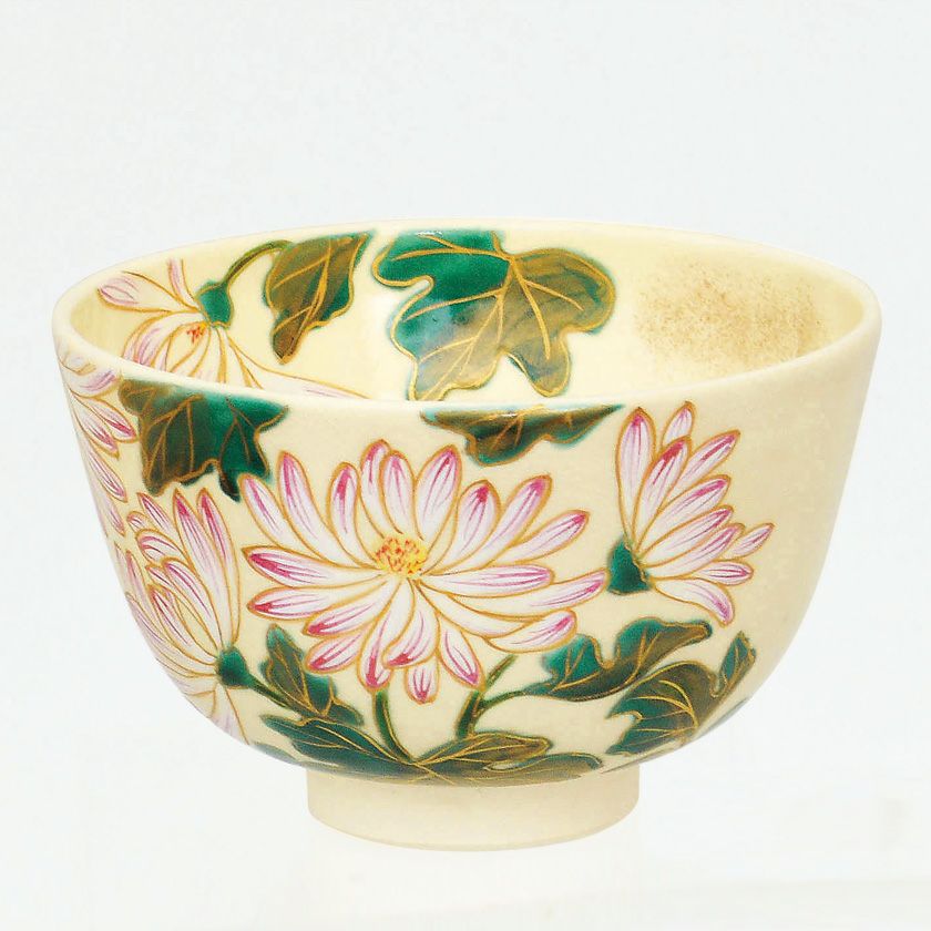 茶道具 抹茶茶碗（まっちゃちゃわん） 茶碗 色絵 菊 加藤 永山 抹茶茶碗は茶の湯文化である表千家・裏千家の茶道具や抹茶を専門に扱う千紀園（せんきえん）が通販で販売しています。茶会また初心者向けのお稽古用にご利用いただける抹茶碗です。贈り物・ギフトにも人気です。