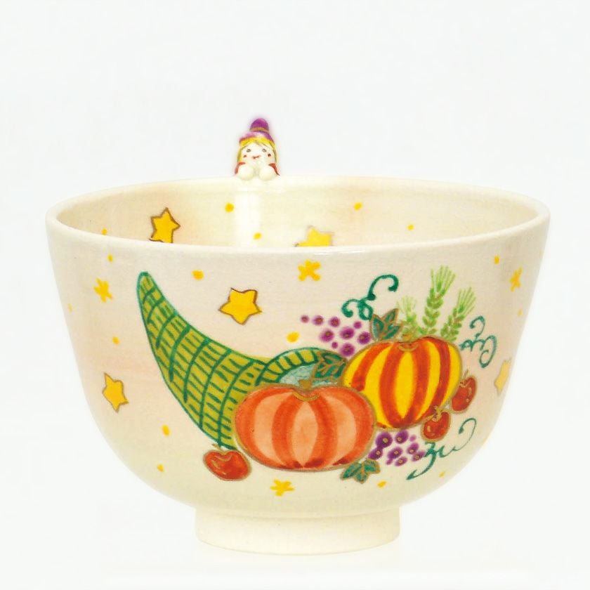 茶道具 抹茶茶碗（まっちゃちゃわん） 茶碗 色絵 収穫祭（縁付） 東山 深山 抹茶茶碗は茶の湯文化である表千家・裏千家の茶道具や抹茶を専門に扱う千紀園（せんきえん）が通販で販売しています。茶会また初心者向けのお稽古用にご利用いただける抹茶碗です。贈り物・ギフトにも人気です。