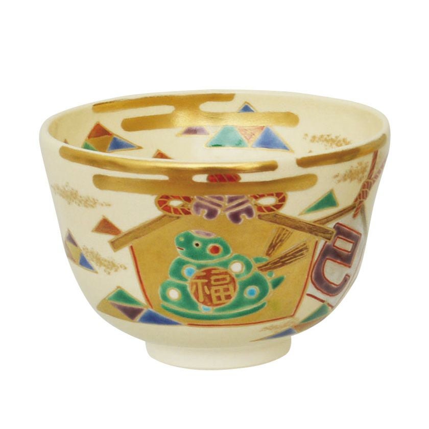 茶道具 抹茶茶碗（まっちゃちゃわん） 茶碗 色絵 干支 鱗波 南口 閑粋 干支 巳（み、蛇、へび） 抹茶茶碗は茶の湯文化である表千家・裏千家の茶道具や抹茶を専門に扱う千紀園（せんきえん）が通販で販売しています。茶会また初心者向けのお稽古用にご利用いただける抹茶碗です。贈り物・ギフトにも人気です。