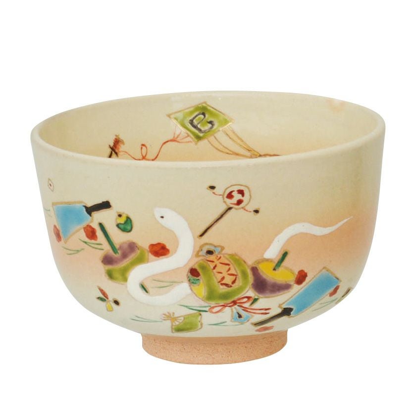 茶道具 抹茶茶碗（まっちゃちゃわん） 茶碗 御本手 正月玩具（巳） 小倉 寅介 干支 巳（み、蛇、へび） 抹茶茶碗は茶の湯文化である表千家・裏千家の茶道具や抹茶を専門に扱う千紀園（せんきえん）が通販で販売しています。茶会また初心者向けのお稽古用にご利用いただける抹茶碗です。贈り物・ギフトにも人気です。