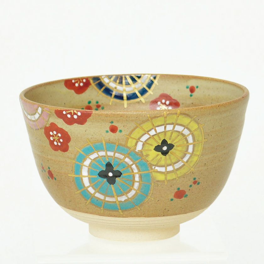 茶道具 抹茶茶碗（まっちゃちゃわん） 茶碗 色絵 蛇の目傘 東山 深山 干支 巳（み、蛇、へび） 抹茶茶碗は茶の湯文化である表千家・裏千家の茶道具や抹茶を専門に扱う千紀園（せんきえん）が通販で販売しています。茶会また初心者向けのお稽古用にご利用いただける抹茶碗です。贈り物・ギフトにも人気です。