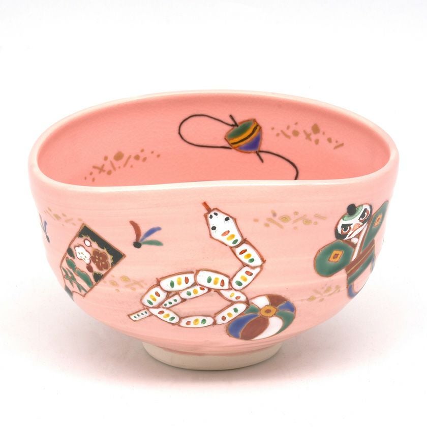 茶道具 抹茶茶碗（まっちゃちゃわん） 茶碗 ピンク釉 干支玩具 中村 良二 干支 巳（み、蛇、へび） 抹茶茶碗は茶の湯文化である表千家・裏千家の茶道具や抹茶を専門に扱う千紀園（せんきえん）が通販で販売しています。茶会また初心者向けのお稽古用にご利用いただける抹茶碗です。贈り物・ギフトにも人気です。