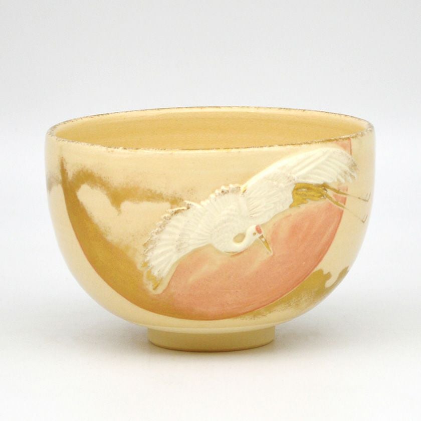 茶道具 抹茶茶碗（まっちゃちゃわん） 茶碗 浮彫 日の出鶴 今岡 三四郎 抹茶茶碗は茶の湯文化である表千家・裏千家の茶道具や抹茶を専門に扱う千紀園（せんきえん）が通販で販売しています。茶会また初心者向けのお稽古用にご利用いただける抹茶碗です。贈り物・ギフトにも人気です。