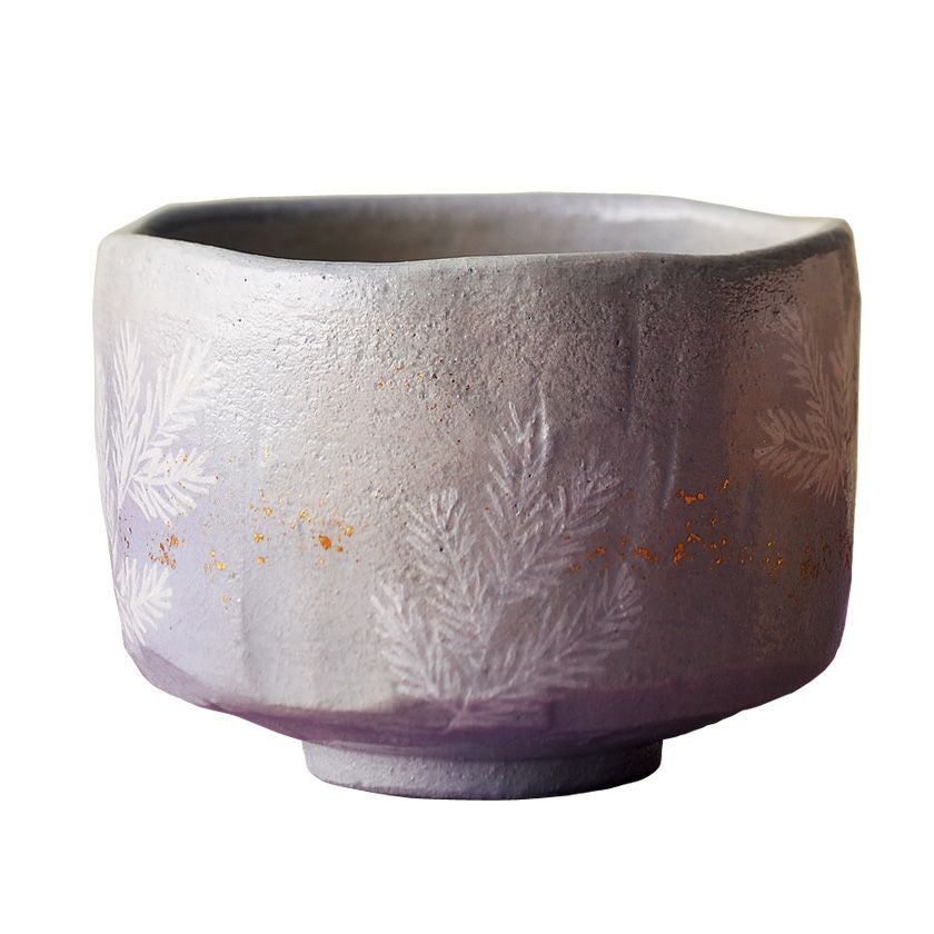 茶道具 抹茶茶碗（まっちゃちゃわん） 季節茶碗 松影 吉村 楽入 抹茶茶碗は茶の湯文化である表千家・裏千家の茶道具や抹茶を専門に扱う千紀園（せんきえん）が通販で販売しています。茶会また初心者向けのお稽古用にご利用いただける抹茶碗です。贈り物・ギフトにも人気です。