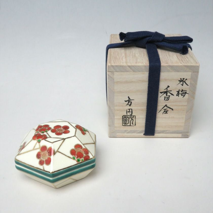 茶道具 香合（こうごう） 色絵 氷梅 香合 田中 方円 | 千年の香り 千紀園