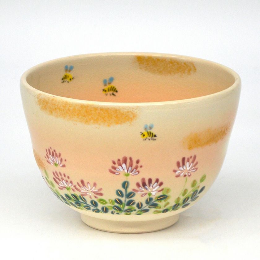 茶道具 抹茶茶碗（まっちゃちゃわん） 茶碗 御本 レンゲ草に蜜蜂 加藤 永真 抹茶茶碗は茶の湯文化である表千家・裏千家の茶道具や抹茶を専門に扱う千紀園（せんきえん）が通販で販売しています。茶会また初心者向けのお稽古用にご利用いただける抹茶碗です。贈り物・ギフトにも人気です。