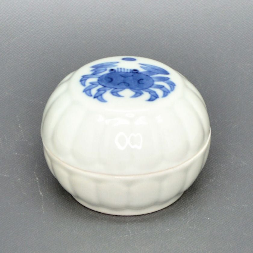 茶道具 香合（こうごう） 香合 呉須 菊蟹 景徳鎮 王懐英 | 千年の香り