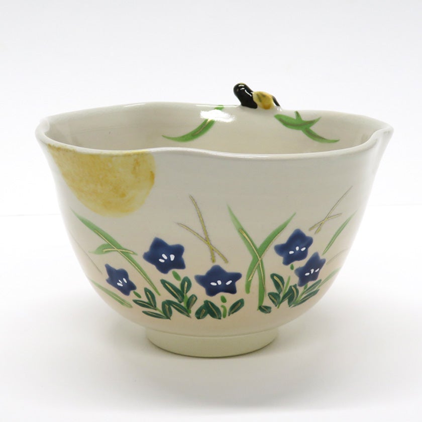 茶道具 抹茶茶碗（まっちゃちゃわん） 京焼 色絵茶碗 月に秋草 竹中 洸祥 抹茶茶碗は茶の湯文化である表千家・裏千家の茶道具や抹茶を専門に扱う千紀園（せんきえん）が通販で販売しています。茶会また初心者向けのお稽古用にご利用いただける抹茶碗です。贈り物・ギフトにも人気です。