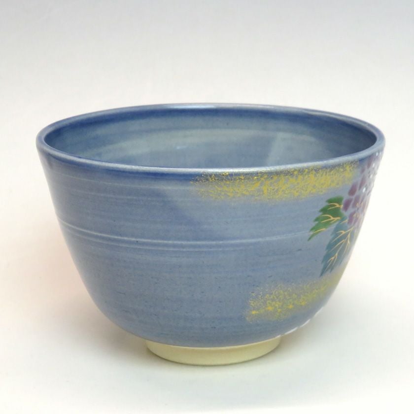 茶道具 抹茶茶碗（まっちゃちゃわん） 茶碗 青地 紫陽花 東山 深山 抹茶茶碗は茶の湯文化である表千家・裏千家の茶道具や抹茶を専門に扱う千紀園（せんきえん）が通販で販売しています。茶会また初心者向けのお稽古用にご利用いただける抹茶碗です。贈り物・ギフトにも人気です。