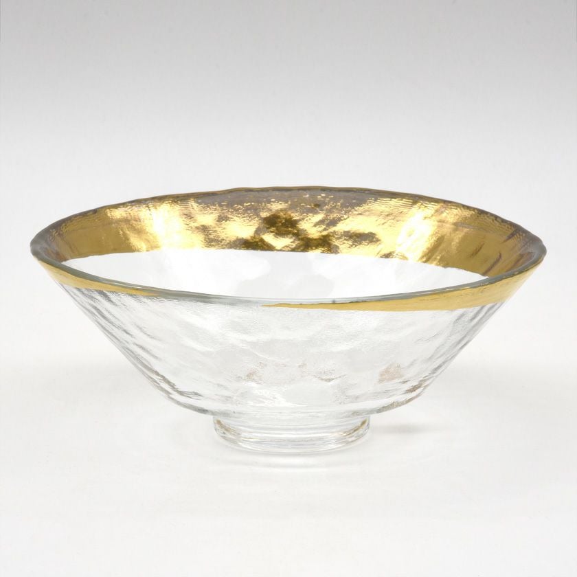 茶道具 平茶碗（ひらちゃわん） 平茶碗 義山 三日月（超耐熱） 山岡 善高 抹茶茶碗は茶の湯文化である表千家・裏千家の茶道具や抹茶を専門に扱う千紀園（せんきえん）が通販で販売しています。茶会また初心者向けのお稽古用にご利用いただける抹茶碗です。贈り物・ギフトにも人気です。