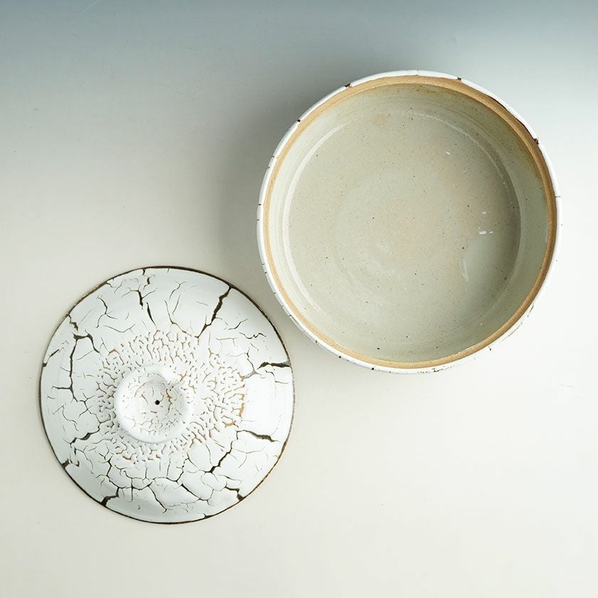 茶道具 食籠（じきろう） 龍爪梅花皮 食籠 嘉楽（からく） 日ノ出窯