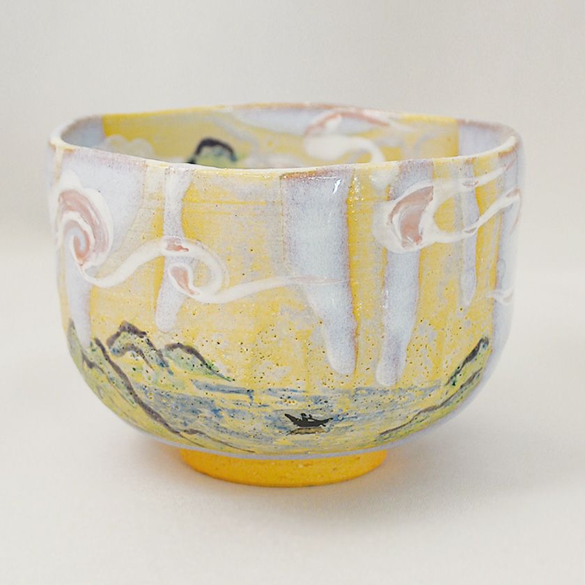 茶道具 抹茶茶碗（まっちゃちゃわん） 山紫水明 茶碗 山岡 善昇 歌会始 勅題 御題「明」 抹茶茶碗は茶の湯文化である表千家・裏千家の茶道具や抹茶を専門に扱う千紀園（せんきえん）が通販で販売しています。茶会また初心者向けのお稽古用にご利用いただける抹茶碗です。贈り物・ギフトにも人気です。