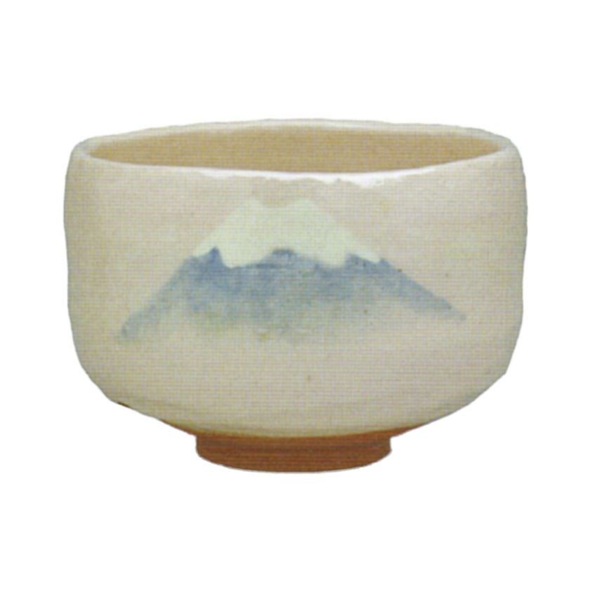 茶道具 楽茶碗（らくちゃわん） 白楽 富士左り馬 茶碗 佐々木 松楽 干支 午（うま、馬） 抹茶茶碗は茶の湯文化である表千家・裏千家の茶道具や抹茶を専門に扱う千紀園（せんきえん）が通販で販売しています。茶会また初心者向けのお稽古用にご利用いただける抹茶碗です。贈り物・ギフトにも人気です。