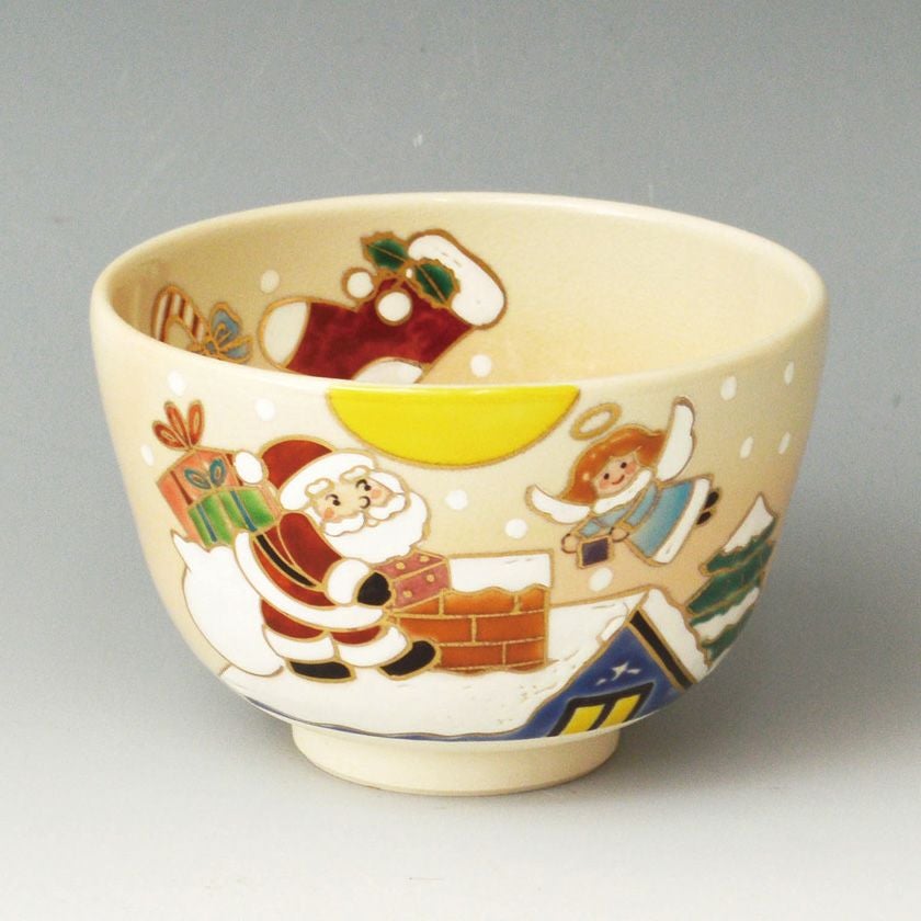 茶道具 抹茶茶碗（まっちゃちゃわん） 茶碗 色絵 サンタと天使 加藤 起楽 クリスマス Xmas Christmas 聖誕節 抹茶茶碗は茶の湯文化である表千家・裏千家の茶道具や抹茶を専門に扱う千紀園（せんきえん）が通販で販売しています。茶会また初心者向けのお稽古用にご利用いただける抹茶碗です。贈り物・ギフトにも人気です。