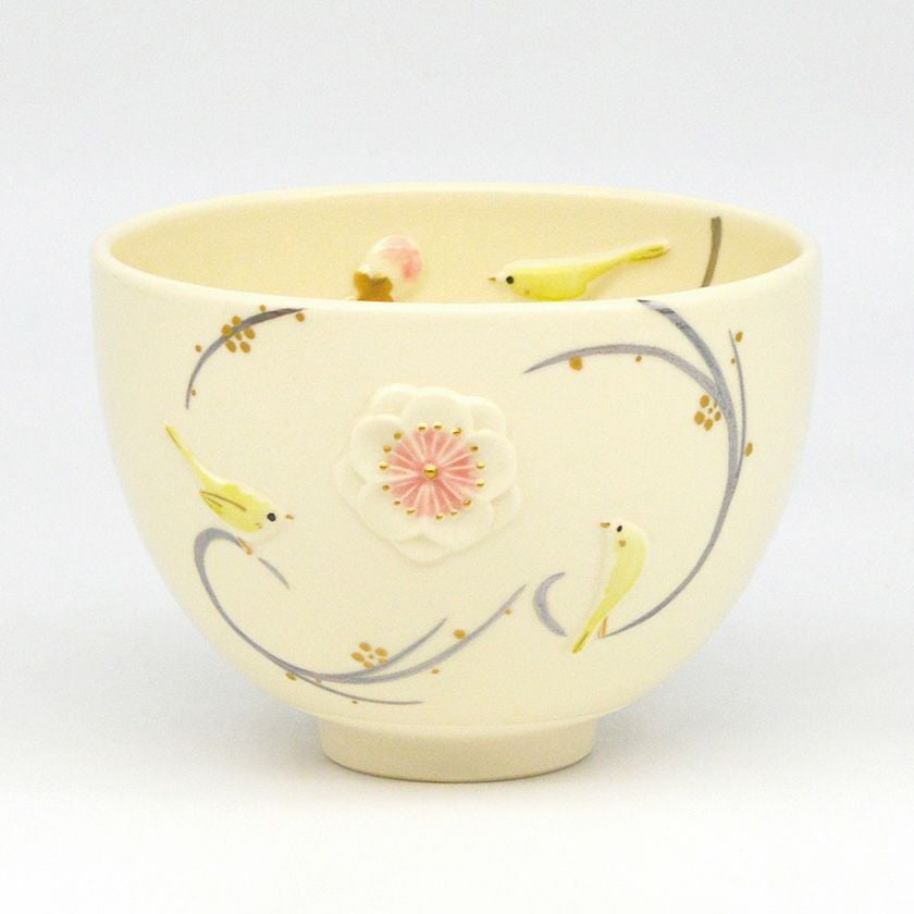 茶道具 抹茶茶碗（まっちゃちゃわん） 茶碗 梅にウグイス 今岡 三四郎 抹茶茶碗は茶の湯文化である表千家・裏千家の茶道具や抹茶を専門に扱う千紀園（せんきえん）が通販で販売しています。茶会また初心者向けのお稽古用にご利用いただける抹茶碗です。贈り物・ギフトにも人気です。