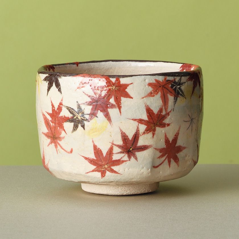 抹茶碗 茶器 茶道具 京焼 平安総峰 雲泥彩雲錦文様 紅葉 銘 共箱 もみじ 抹茶碗 色絵 鹿に紅葉